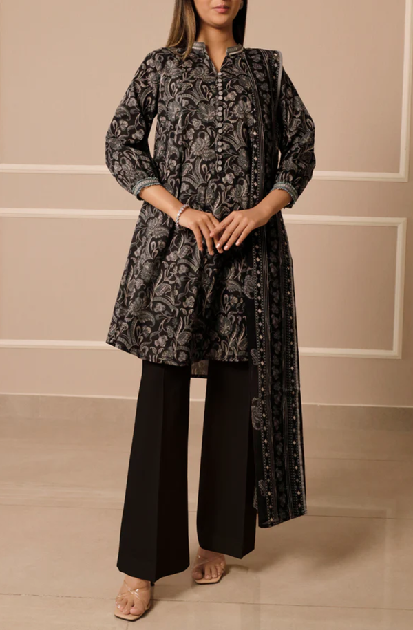 U01-25210-06A Unstitched Printed Monochrom Collection 2025 by Saya