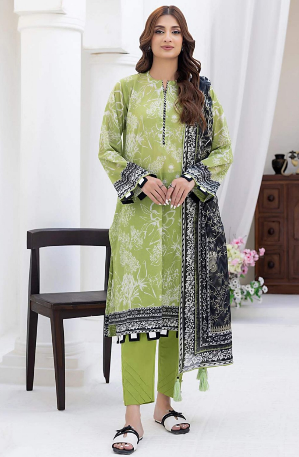 LG-MM-0024 Lakhany unstitched 3 piece Zari Printed Lawn Collection ...