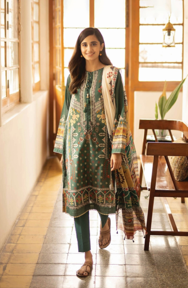 U3P-WS23R7-1 Unstitch Digital Printed Khaddar Volume-1 by Sapphire